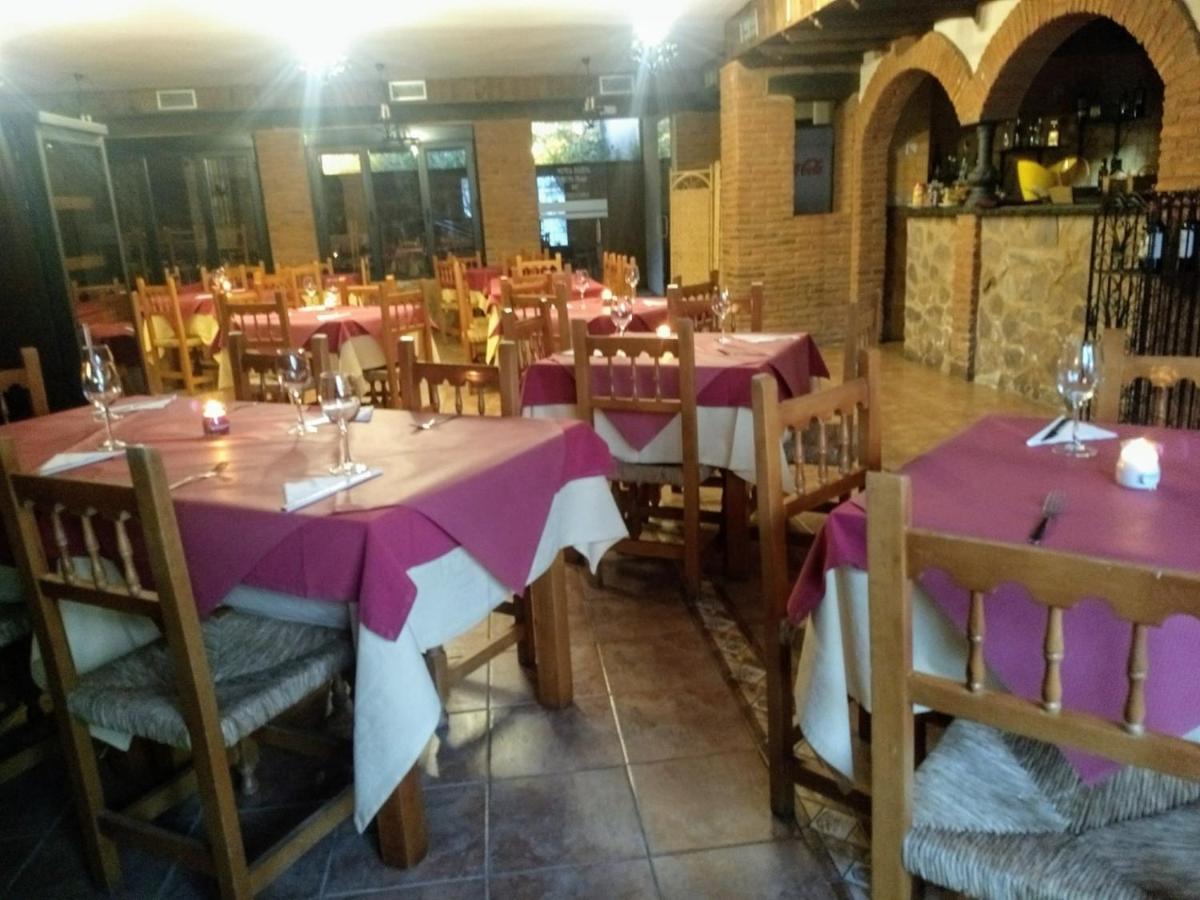 Hotel Villa de Berzocana Esterno foto